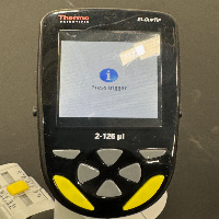 Thermo Scientific E1-ClipTip Electronic Multichannel Pipette image 2